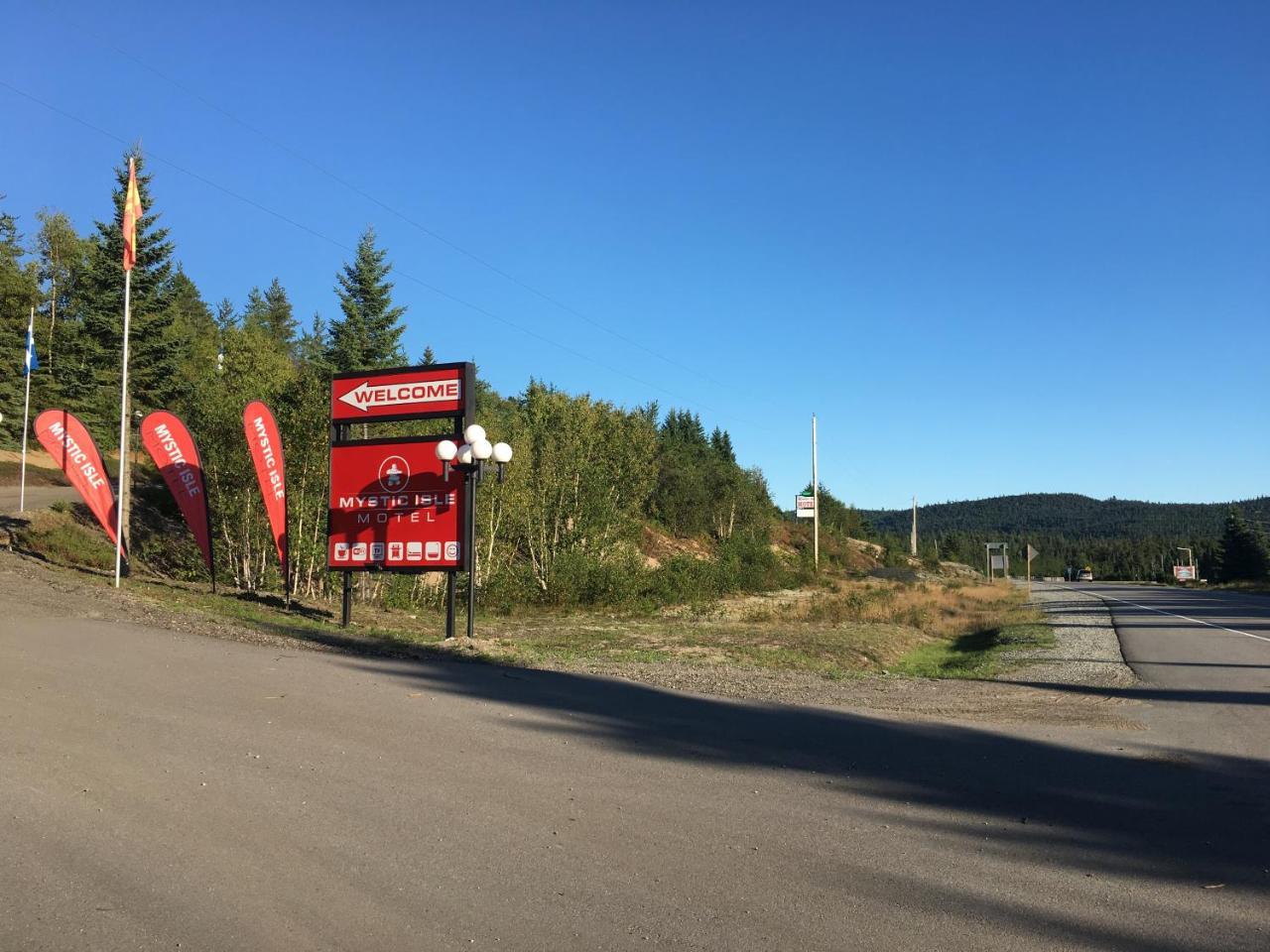Mystic Isle Motel Wawa Eksteriør bilde
